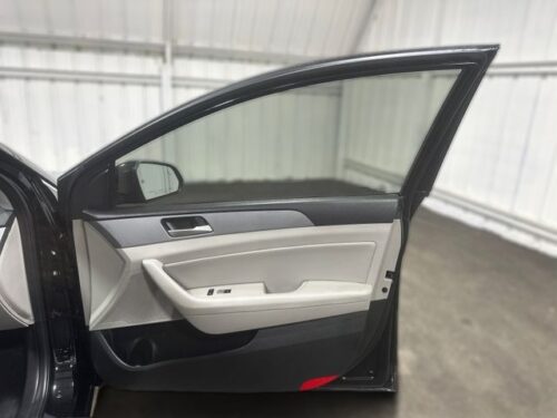 2018 HYUNDAI Sonata - Image 10