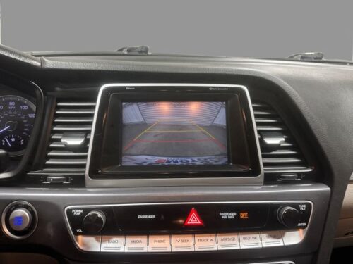 2018 HYUNDAI Sonata - Image 3