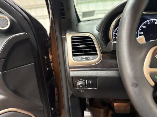 2015 JEEP Grand Cherokee - Image 18