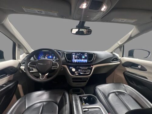 2024 CHRYSLER Pacifica - Image 10