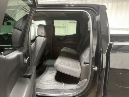 2024 GMC Sierra - Image 18