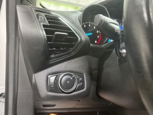 2019 FORD Escape - Image 5