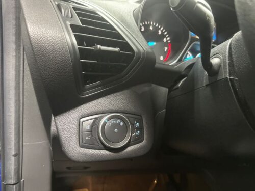 2019 FORD Escape - Image 13