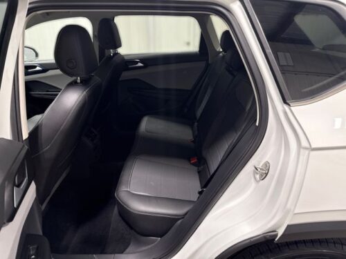 2022 VOLKSWAGEN Taos - Image 25