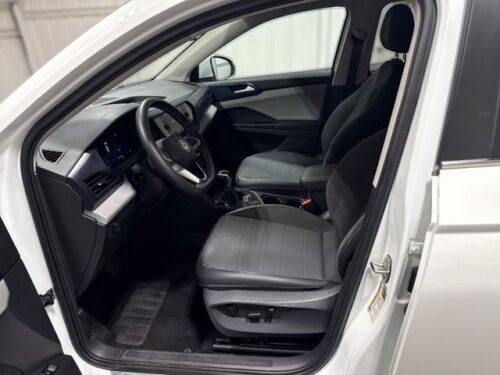 2022 VOLKSWAGEN Taos - Image 26