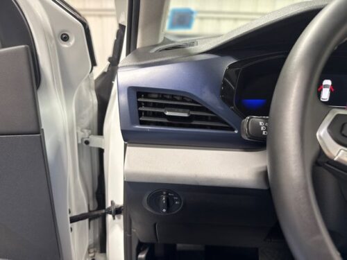 2022 VOLKSWAGEN Taos - Image 14