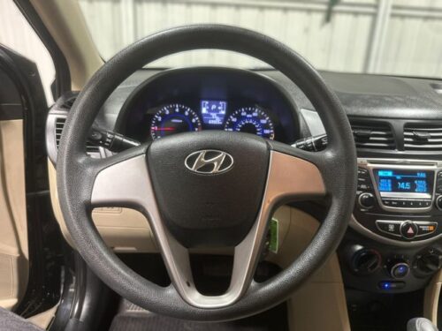 2017 HYUNDAI Accent - Image 13