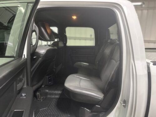2022 RAM 3500 - Image 19