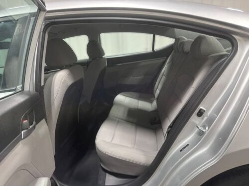 2018 HYUNDAI Elantra - Image 19
