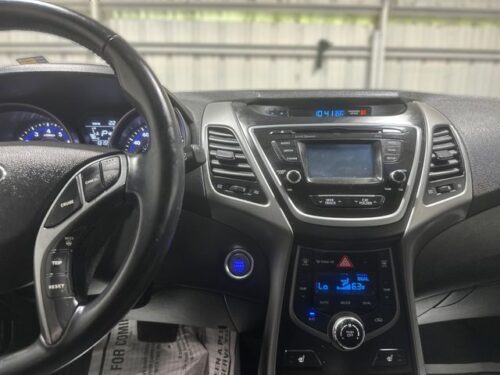 2016 HYUNDAI Elantra - Image 16