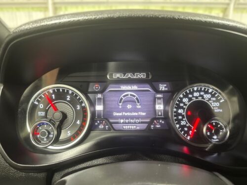 2022 RAM 3500 - Image 15