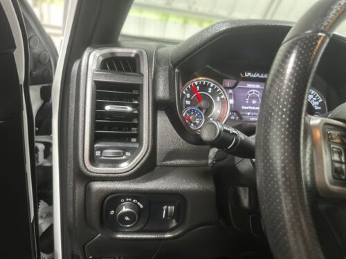2022 RAM 3500 - Image 13
