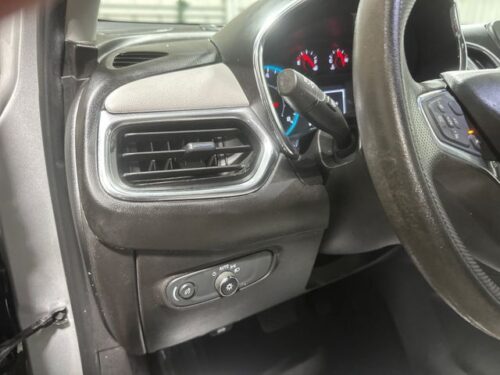 2020 CHEVROLET Equinox - Image 13