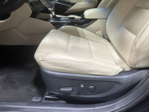 2017 KIA Cadenza - Image 13