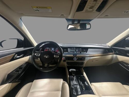 2017 KIA Cadenza - Image 9