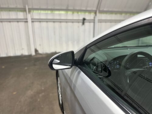 2018 HYUNDAI Elantra - Image 6