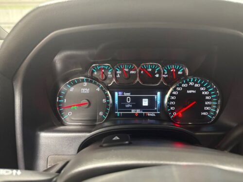 2018 CHEVROLET Silverado - Image 32
