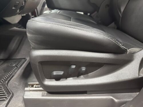 2018 CHEVROLET Silverado - Image 16
