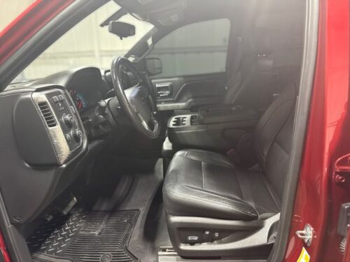2018 CHEVROLET Silverado - Image 23