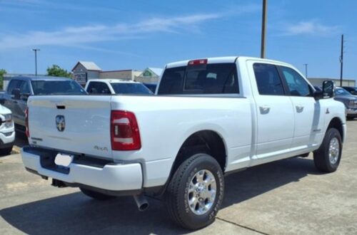 2024 RAM 2500 - Image 2